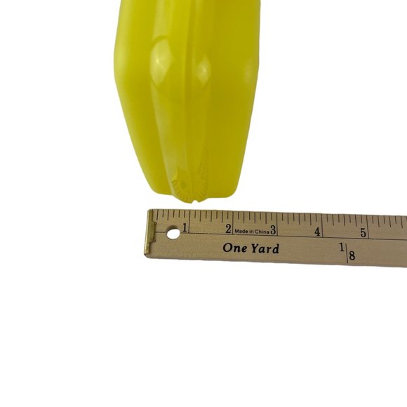 Tupperware Robyn Rabbit Lunch Set Clam Shell Sandwich Keeper Water Bottle Yellow - Picture 11 of 11